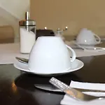 America Hotel 3*