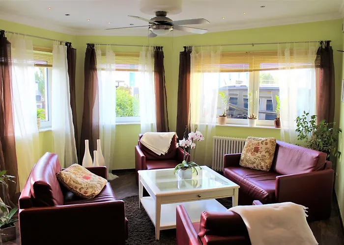 America Отель Рамштайн-Мизенбах