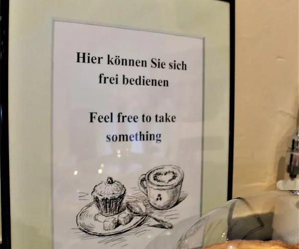 America Отель 3*